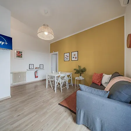 Ceramic - 5 Min To Sea - Free Parking - Ac Apartman