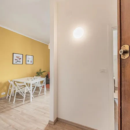 Ceramic - 5 Min To Sea - Free Parking - Ac Apartman *