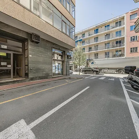 Ceramic - 5 Min To Sea - Free Parking - Ac Apartman